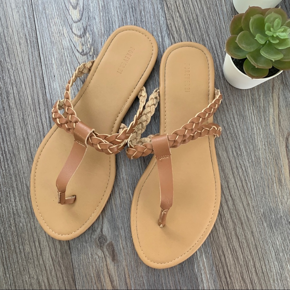 Tan Sandals size 6/7 - Picture 3 of 4
